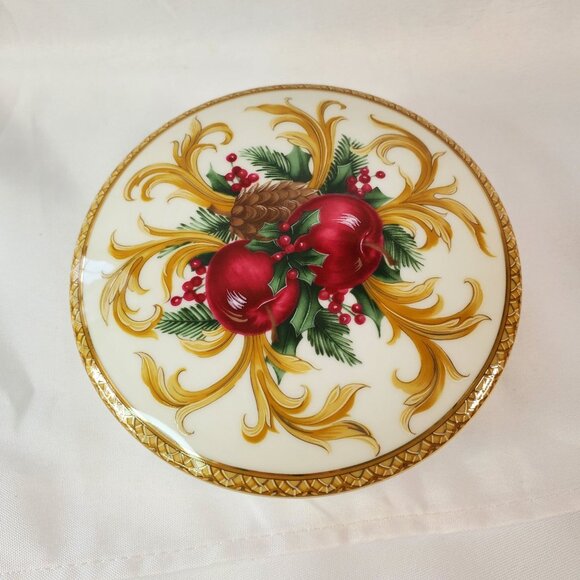Mikasa "Holiday Orchard" Porcelain Christmas Trinket Box Holly Berries - Picture 3 of 15
